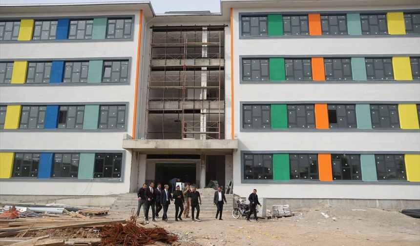 Cizre Kaymakamından Okul İnşaatlarına Ziyaret