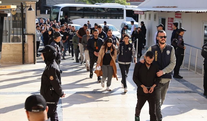 Şanlıurfa Merkezli Operasyonda 20 Zanlı Tutuklandı