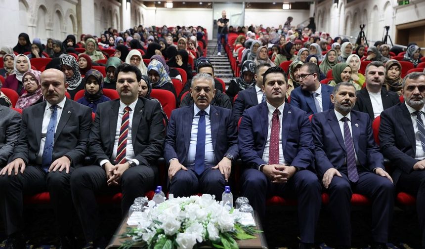 Kız Kur'an Kursu Öğrencileri Hafızlık Finalinde Buluştu