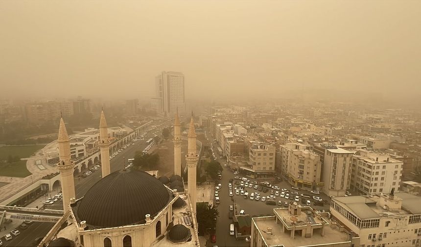 Şanlıurfa'da Toz Taşınımı Görüş Mesafesini Düşürdü