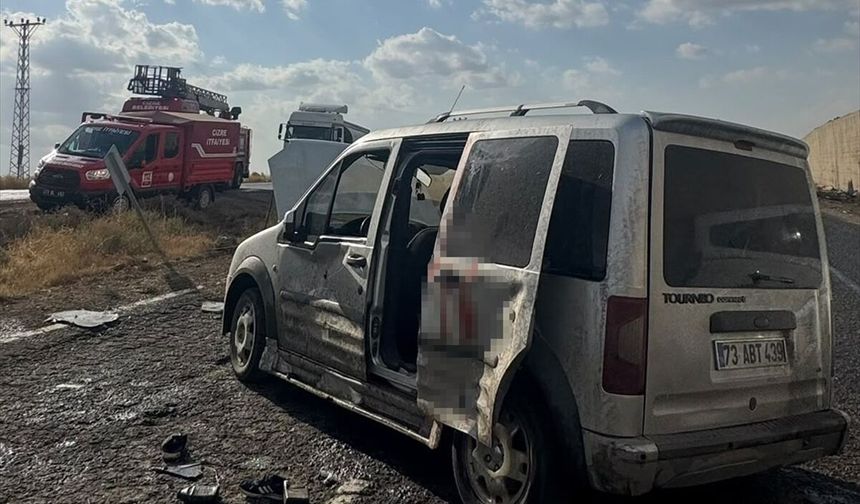 Şırnak Cizre'deki Kazada Hafif Ticari Araçtaki 6 Kişi Yaralandı