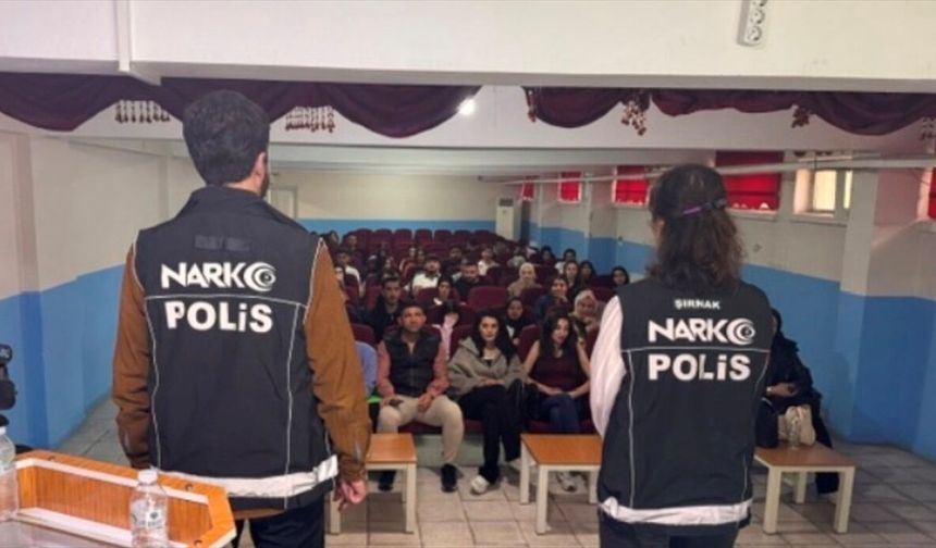 Şırnak'ta Yasa Dışı Maddeye Karşı Öğrenci Bilinçlendirildi