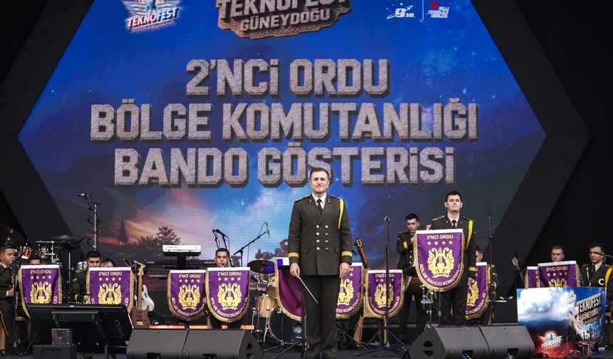 TEKNOFEST Güneydoğu'da Askeri Bando Sahne Aldı